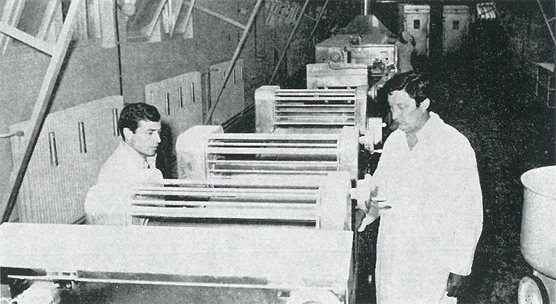 Prvi stroj za izradu Ledo tijesta 
